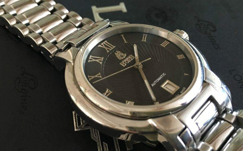 依波路手表的表針為什么會斷裂的原因