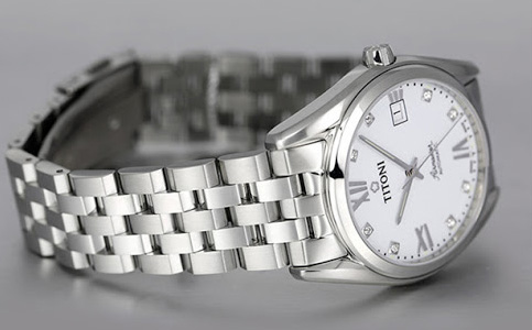 梅花手表售后維修保(梅花手表劃痕怎么解決)