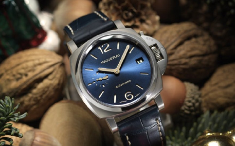 沛納海手表玻璃劃痕修復（沛納海手表走快的解決方法）