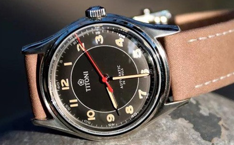 梅花手表皮帶多少錢(qián)（如何解決梅花手表走時(shí)不準(zhǔn)的問(wèn)題）