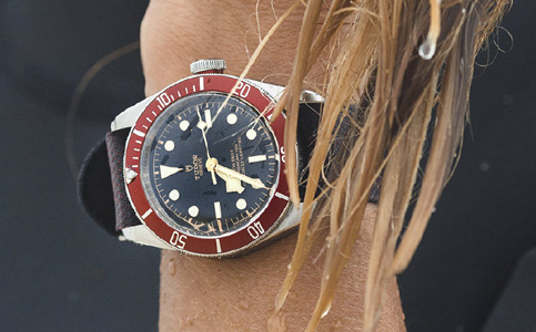 重慶帝舵維修電話(關于帝舵表使用的注意事項)