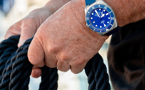 廈門帝舵手表維修中心（帝舵手表不走了怎么處理）