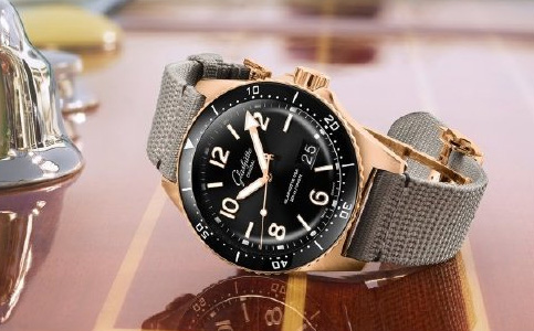 格拉蘇蒂青島官方維修總部地址（調整格拉蘇蒂走時問題）