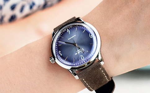 格拉蘇蒂服務中心長沙(格拉蘇蒂手表出現誤差)