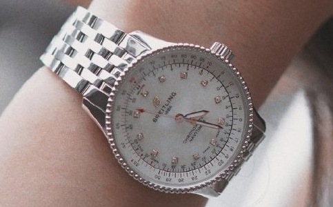 百年靈手表維修售后中心(百年靈手表被磁化了)