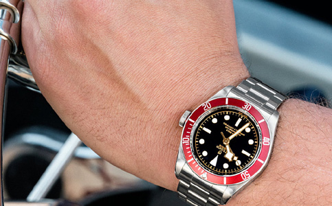 帝舵手表保養(處理帝舵手表上的劃痕的方法)