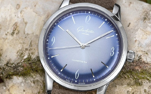 格拉蘇蒂手表保養(yǎng)大概多少錢（解決格拉蘇蒂手表表帶掉色問題）