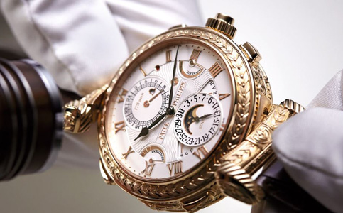 百達(dá)翡麗客服電話多少(處理百達(dá)翡麗手表機芯受損)