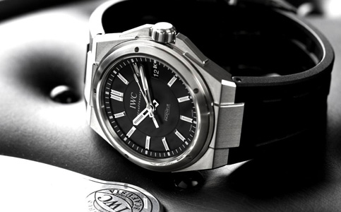 萬國手表維修服務點店（處理萬國手表進水問題的方法）